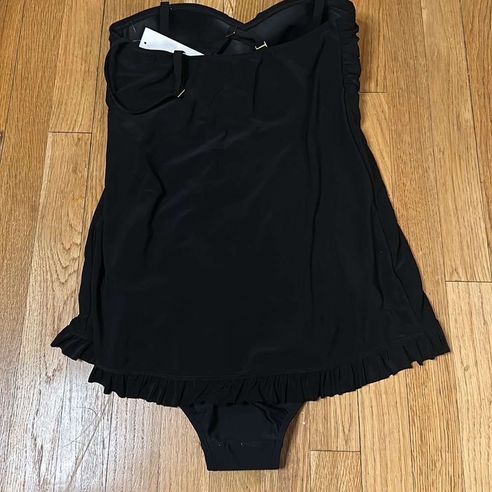 Beyond Control Ruffle One Piece Swimsuit - Picture 3 of 8